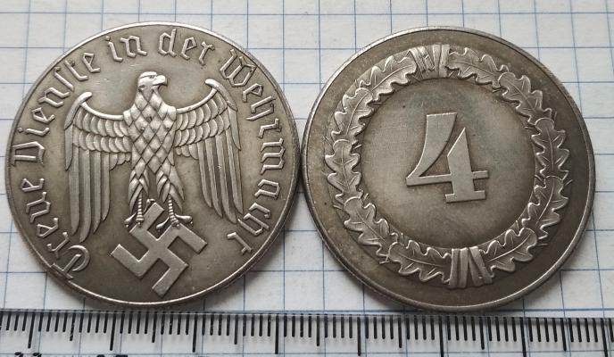 Медаль "За выслугу 4 года в вермахте Вооруженные силы" 1939 года